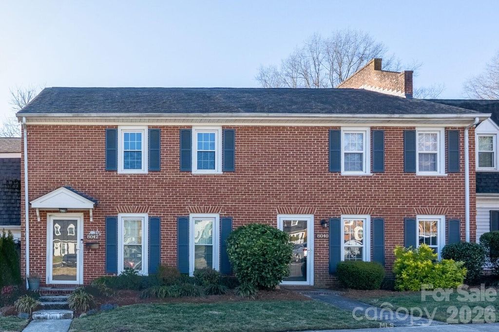 8042 Regent Park Lane, Charlotte, NC 28210
