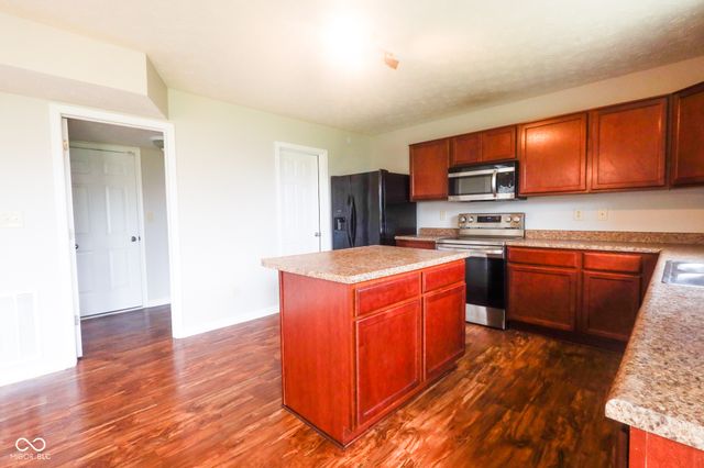 6451 Enclave Court, Greenwood, IN 46143