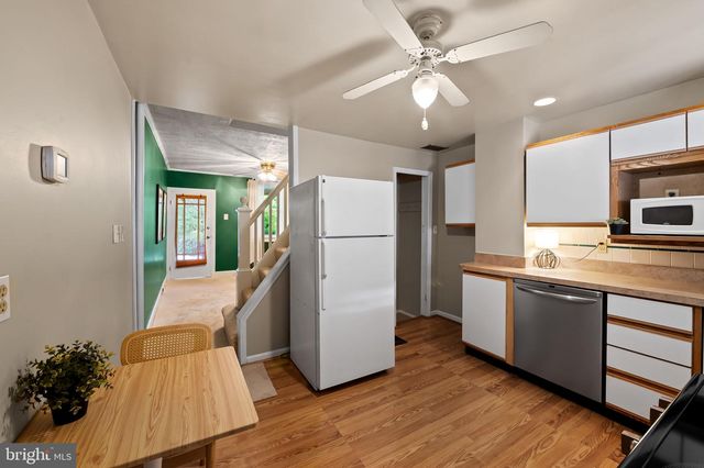 3432 ROLAND AVE, Baltimore, MD 21211