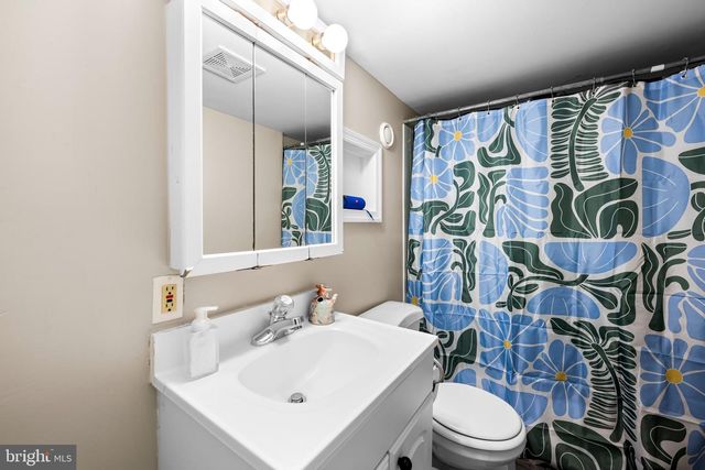 3432 ROLAND AVE, Baltimore, MD 21211