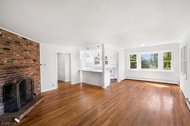 12 Jessica Ln, Warren Twp., NJ 07059