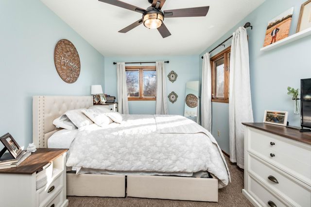 2601 Atlantic Drive S, Fargo, ND 58103