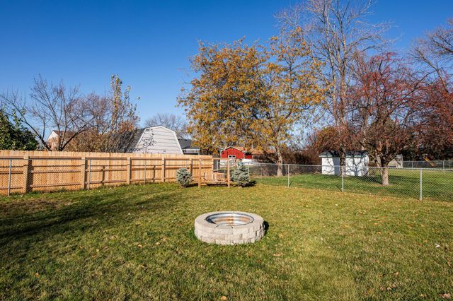 2601 Atlantic Drive S, Fargo, ND 58103