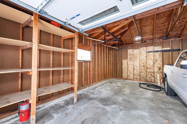 2601 Atlantic Drive S, Fargo, ND 58103