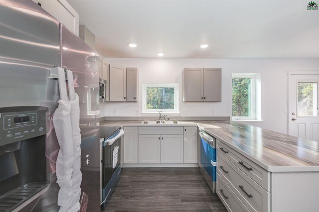 3430 DUNDEE LOOP, North Pole, AK 99705