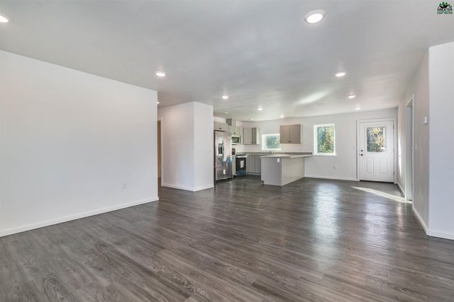 3430 DUNDEE LOOP, North Pole, AK 99705