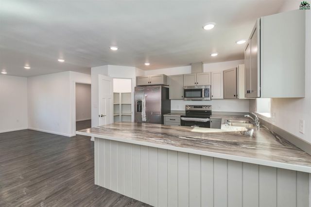 3430 DUNDEE LOOP, North Pole, AK 99705