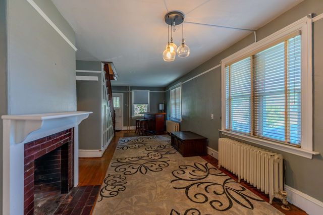 16 Chapel St, Wareham, MA 02571