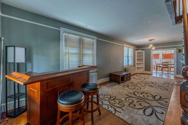 16 Chapel St, Wareham, MA 02571