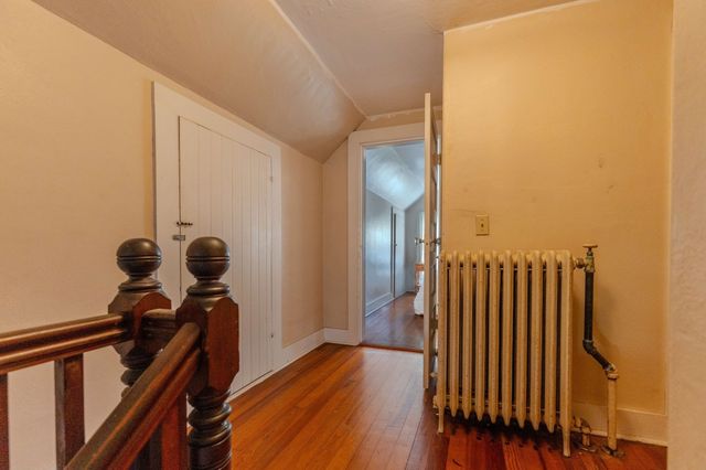 16 Chapel St, Wareham, MA 02571