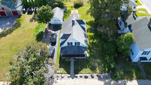 16 Chapel St, Wareham, MA 02571