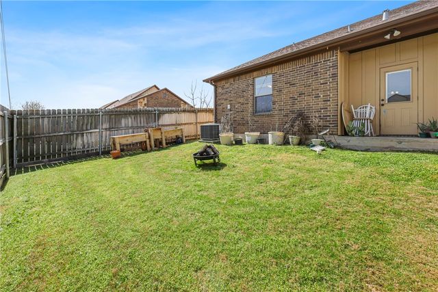 221 Capps Drive, College Station, TX 77845