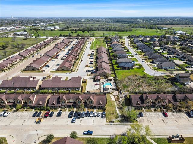 221 Capps Drive, College Station, TX 77845