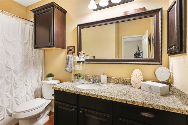 221 Capps Drive, College Station, TX 77845