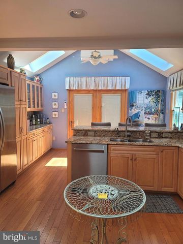 4802 RUSH DR, Pipersville, PA 18947