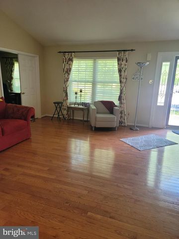 4802 RUSH DR, Pipersville, PA 18947