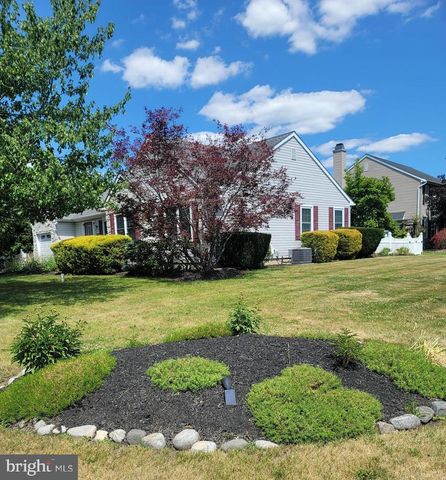 4802 RUSH DR, Pipersville, PA 18947