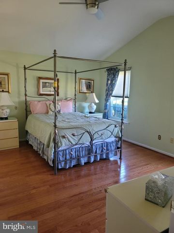 4802 RUSH DR, Pipersville, PA 18947