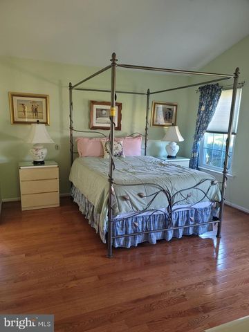 4802 RUSH DR, Pipersville, PA 18947