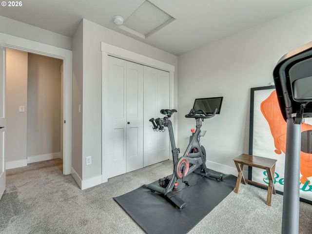 2877 Nw MT ASHLAND Ln, Mc Minnville, OR 97128