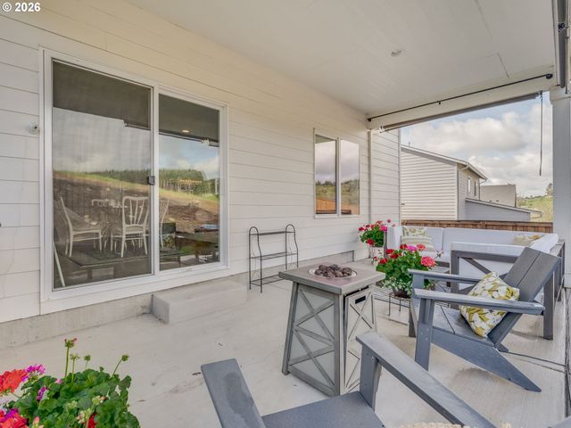 2877 Nw MT ASHLAND Ln, Mc Minnville, OR 97128