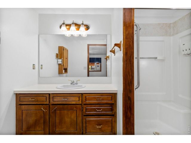 1407 Willow Dr, Berthoud, CO 80513