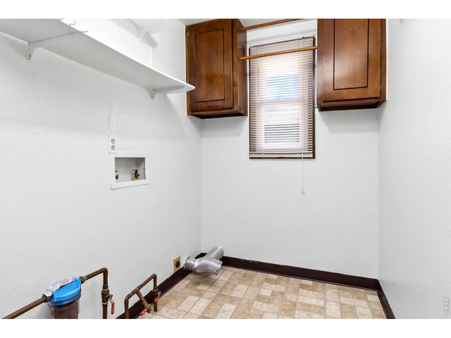 1407 Willow Dr, Berthoud, CO 80513