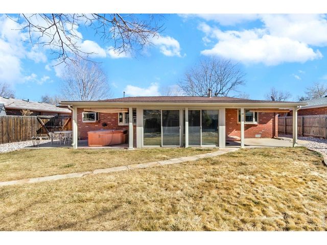 1407 Willow Dr, Berthoud, CO 80513