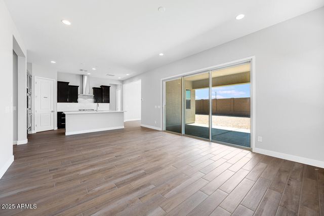 18147 W TANGLEWOOD Drive, Goodyear, AZ 85338