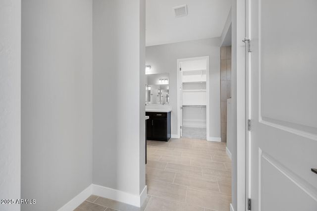 18147 W TANGLEWOOD Drive, Goodyear, AZ 85338