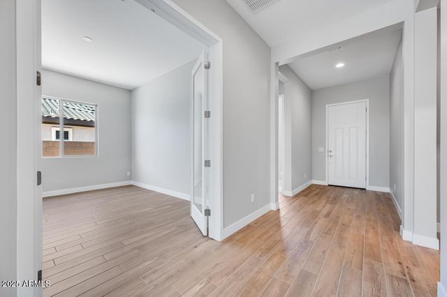 18147 W TANGLEWOOD Drive, Goodyear, AZ 85338