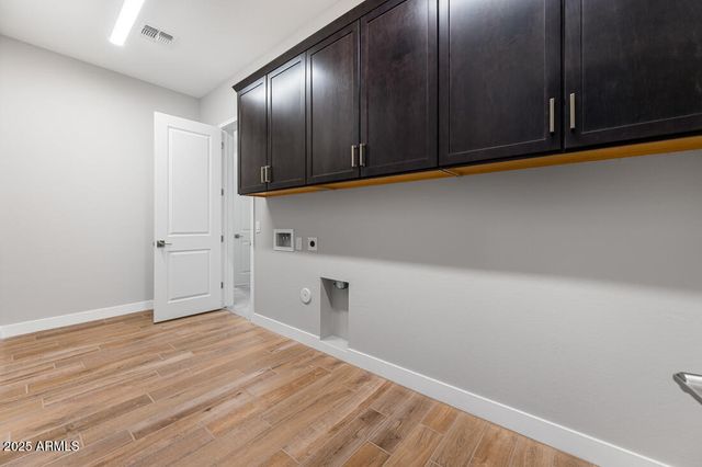 18147 W TANGLEWOOD Drive, Goodyear, AZ 85338