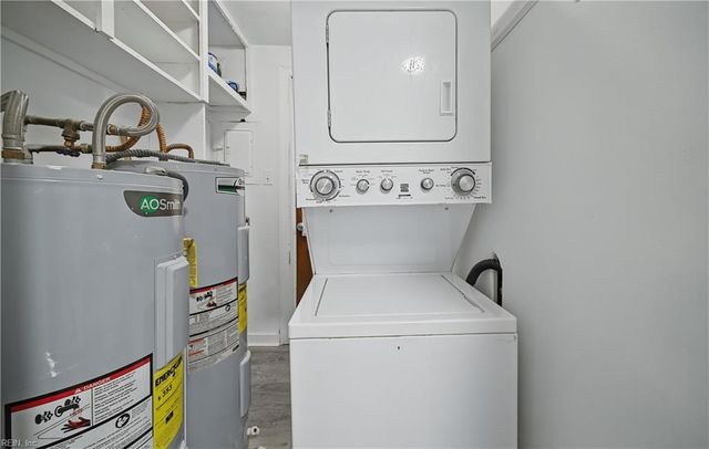 143 Maryland Ave Apt 1, Portsmouth, VA 23707