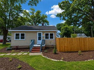 859 Alma DR, Norfolk, VA 23518