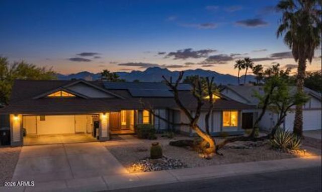 1714 W MANOR Street, Chandler, AZ 85224