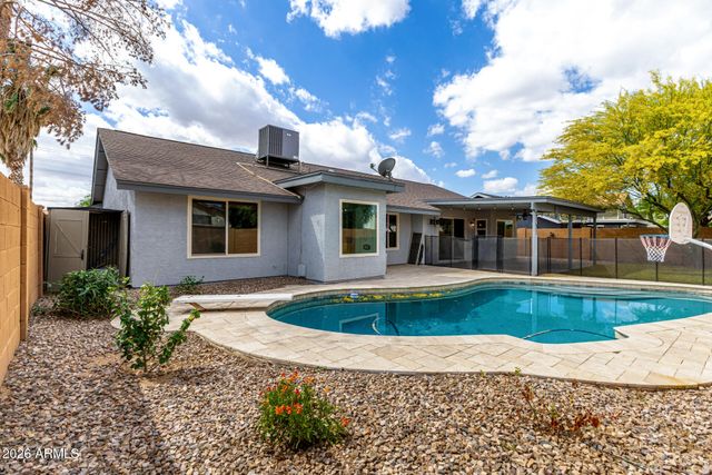 1714 W MANOR Street, Chandler, AZ 85224