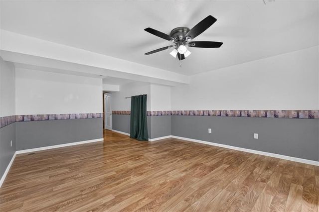 213 Pointe Lane, Raymore, MO 64083
