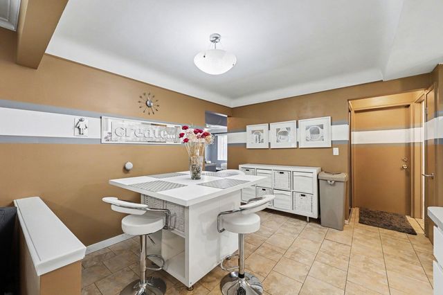 27548 Bonnie Drive, Warren, MI 48093