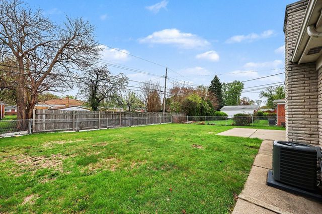 27548 Bonnie Drive, Warren, MI 48093