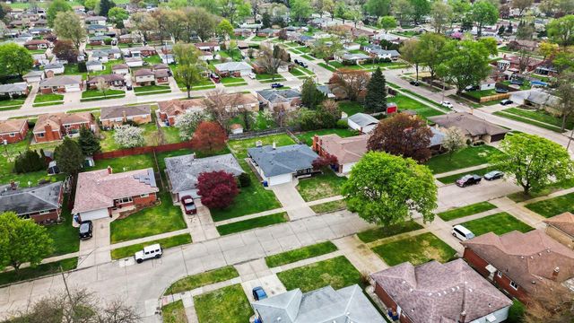 27548 Bonnie Drive, Warren, MI 48093