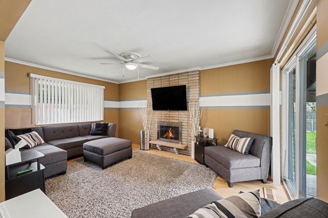 27548 Bonnie Drive, Warren, MI 48093