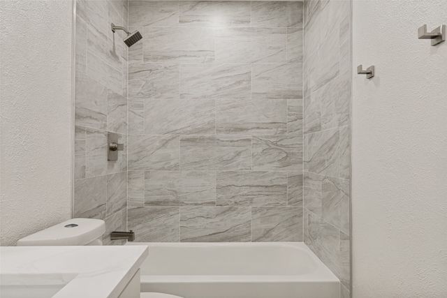 318 Price Drive, Lewisville, TX 75067