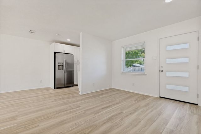 318 Price Drive, Lewisville, TX 75067