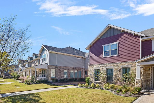 4335 Fall Blossom Drive, Arlington, TX 76005