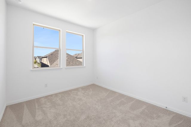 4335 Fall Blossom Drive, Arlington, TX 76005