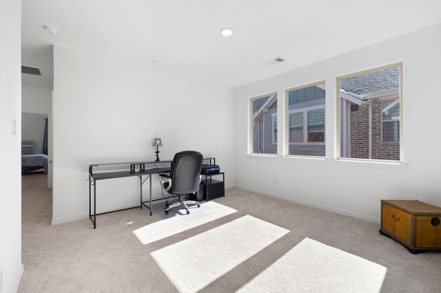 4335 Fall Blossom Drive, Arlington, TX 76005