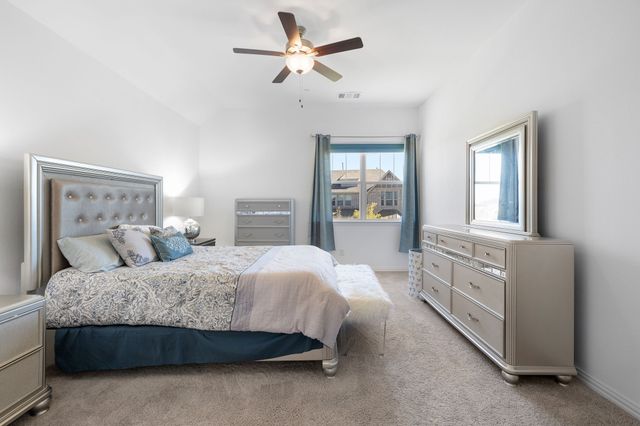 4335 Fall Blossom Drive, Arlington, TX 76005