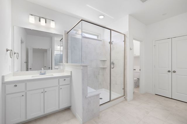4335 Fall Blossom Drive, Arlington, TX 76005