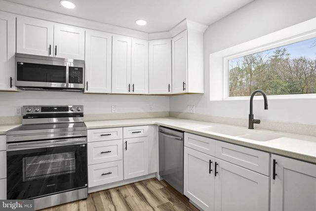 19717 OAK CT, Lexington Park, MD 20653