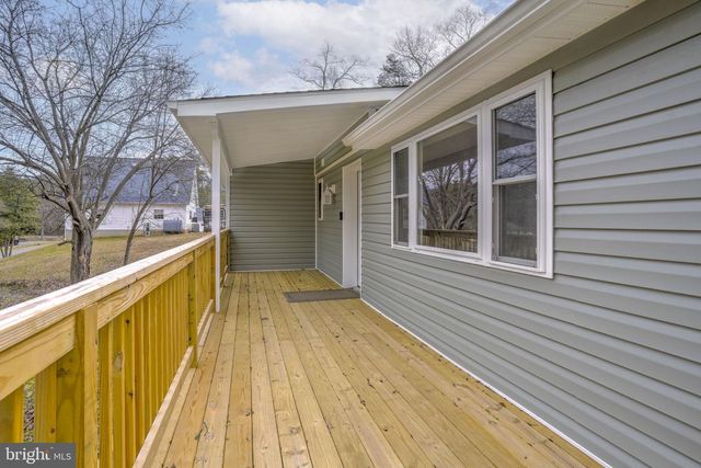 19717 OAK CT, Lexington Park, MD 20653